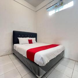 RedDoorz Syariah at Falisha UMY, viešbutis mieste Džogjakarta