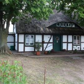 Landhaus Damerow 1, hotel in Federow