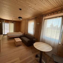 B&B Zirbenduft, hótel í Ribnitz-Damgarten