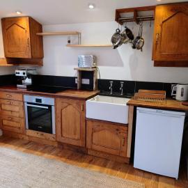 Fern Cottage Annexe، فندق في كرويد