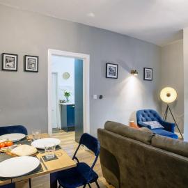 Cosy 2-Bed Cottage in a World Heritage Village, hotel in Shipley