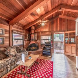 Deer Meadows: Adorable, Centrally Located Ruidoso Cabin with Private Hot Tub!
