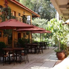 Ikweta Country Inn Maua, hotell i Kaathene