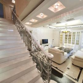 Роскошная двухуровневая квартира Luxurious duplex apartment