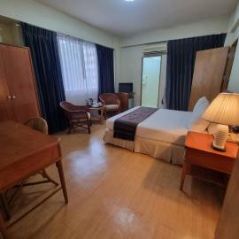 12PM Bangkok, hotelli kohteessa Bang Kapi