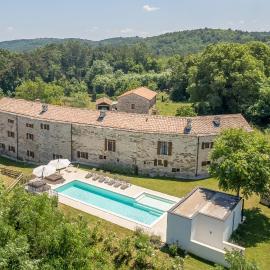 Villas Martincici with large pool