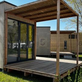 MOBILE HOMES direkt am Strand des Neusiedler Sees, hotel in Podersdorf am See