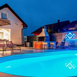 Gorgeous Home In Varazdin Breg With Sauna, Hotel in Varaždin Breg