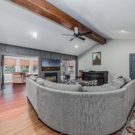 Salted Rim: 4 Bedrooms with a Hot Tub and Game Room