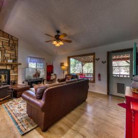 Whispering Woods: Relaxation at its Finest, hotel i Alto
