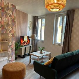 Appart cosy proche le havre, hotel in Harfleur