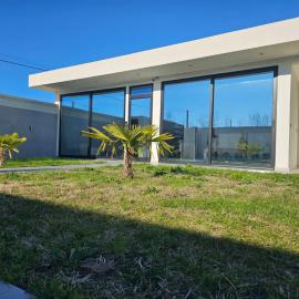 Sunrise Villa, хотел в Rrushkull