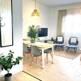 Regimiento 2, center, new, quite, parking on request, RG, hotel na Malagi