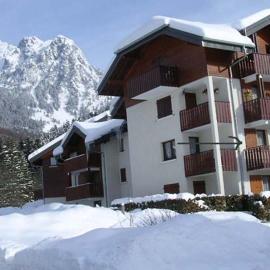 Bernex T2 toute saison au pied des pistes, viešbutis mieste Bernė