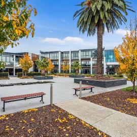 Quality Hotel Taylors Lakes, hotel u gradu Taylors Lakes