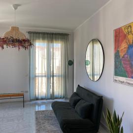 Viesnīca NICE - camere con bagno privato pilsētā Lioni