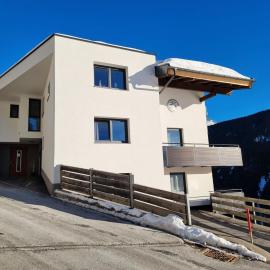 Apartment Alpenliebe-3 by Interhome, hotel v destinácii Kappl