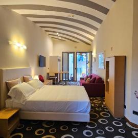 Select Executive Residence