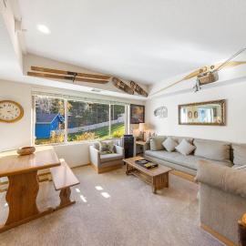 Palisades Tahoe Lodge Rentals Studio #214, hotel u gradu 'Olympic Valley'