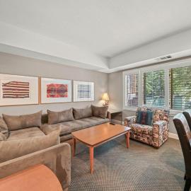 Palisades Tahoe Lodge Rentals Studio #226, hotel a Olympic Valley
