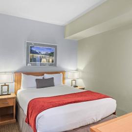 Palisades Tahoe Lodge Rentals Studio #238