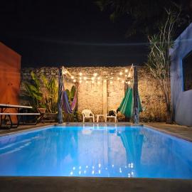 Hostal La Ermita, hotel em Mérida