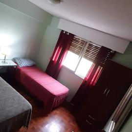 Habitaciónes en Departamento Céntrico