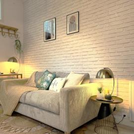 Cosy Maisonette Versailles, hotel u gradu Versaj