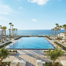 Grecotel LUXME White, khách sạn ở Adelianos Kampos