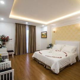 Lotus Hotel - A24, Khu Đấu Giá, Vạn Phúc - by Bay Luxury