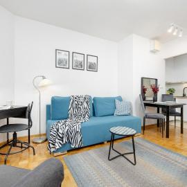 Bukowińska Apartment with Balcony and Parking and Swimming Pool by Noclegi Renters