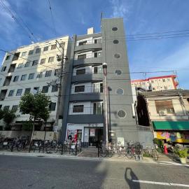 Hotel Aiwa for men's only