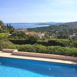 Les Issambres - 8 pers, piscine privée, belle vue mer, hotel in Les Issambres