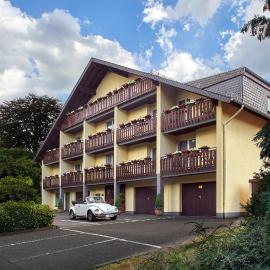 Hotel Münster – hotel w mieście Emmelshausen