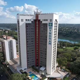 Wyndham Golden Foz Suítes, hotell sihtkohas Foz do Iguaçu