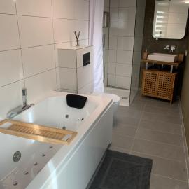 Ferienstüble im Zabergäu- Ferienwohnung，Brackenheim的飯店