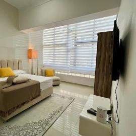 Blue Sea Studio 1 minute away from Luanda Bay, hotel in Luanda