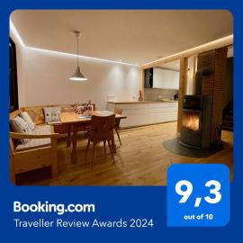 Ferienhaus Fuchseck, hotelli kohteessa Bad Liebenzell