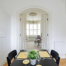 Stylish period maisonette flat in centre of Bath, hotel u Bathu