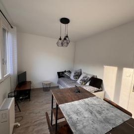Studio Rennes les bains au pied des Thermes