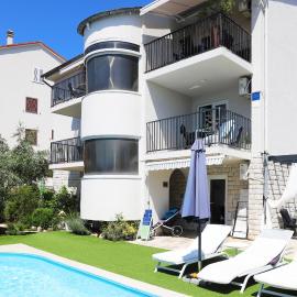 Apartments Skandi1, hotel v destinaci Malinska