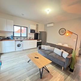 Bella Vista, parking gratuit, 5 min Auxerre: Monéteau şehrinde bir otel