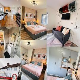 Stylish En-Ensuite Private Room with own Kitchenette in Birmingham - Halesowen R4