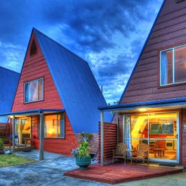 A-Frame Chalets @ Mokutu, hotelli Burnt Pinessä