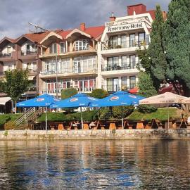 Struga Riverview Hotel、ストルガのホテル