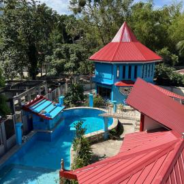 Heaven’s Gate Resort