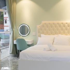 Khách Sạn Vinci, hotel Namban városában