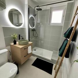 New Studio Cosy - Proche RER et centre ville