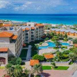 Beautiful Vibes Sun Kiss Serenity your Stylish Apt Just Steps from Eagle Beach