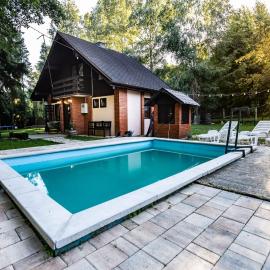 Kuća za odmor ZORA BAJNA, hotel in Cernik